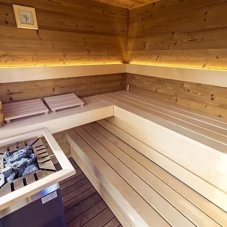Apartment Via Alpina With Sauna