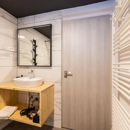 Via Alpina With Sauna Апартаменты Мойстрана