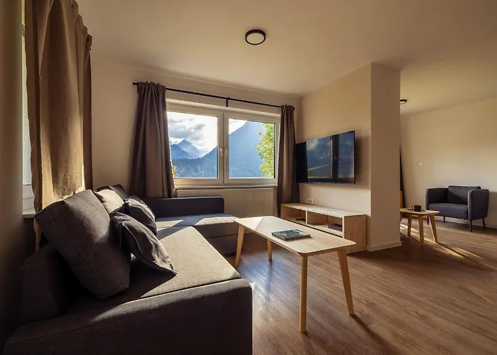 Via Alpina With Sauna Apartman *