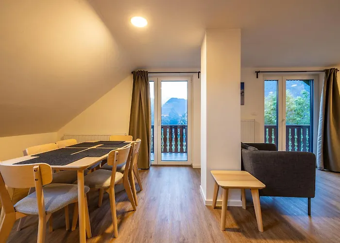 Via Alpina With Sauna Apartment