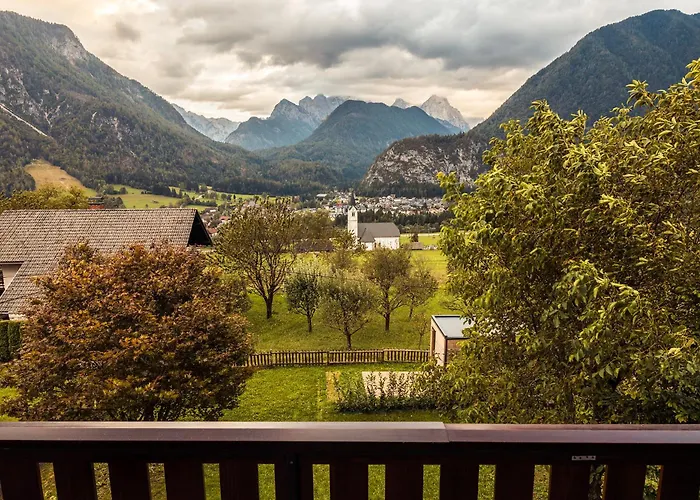 Via Alpina With Sauna Apartment *