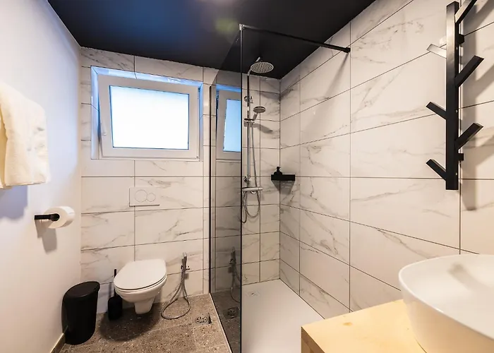 Via Alpina With Sauna Apartment